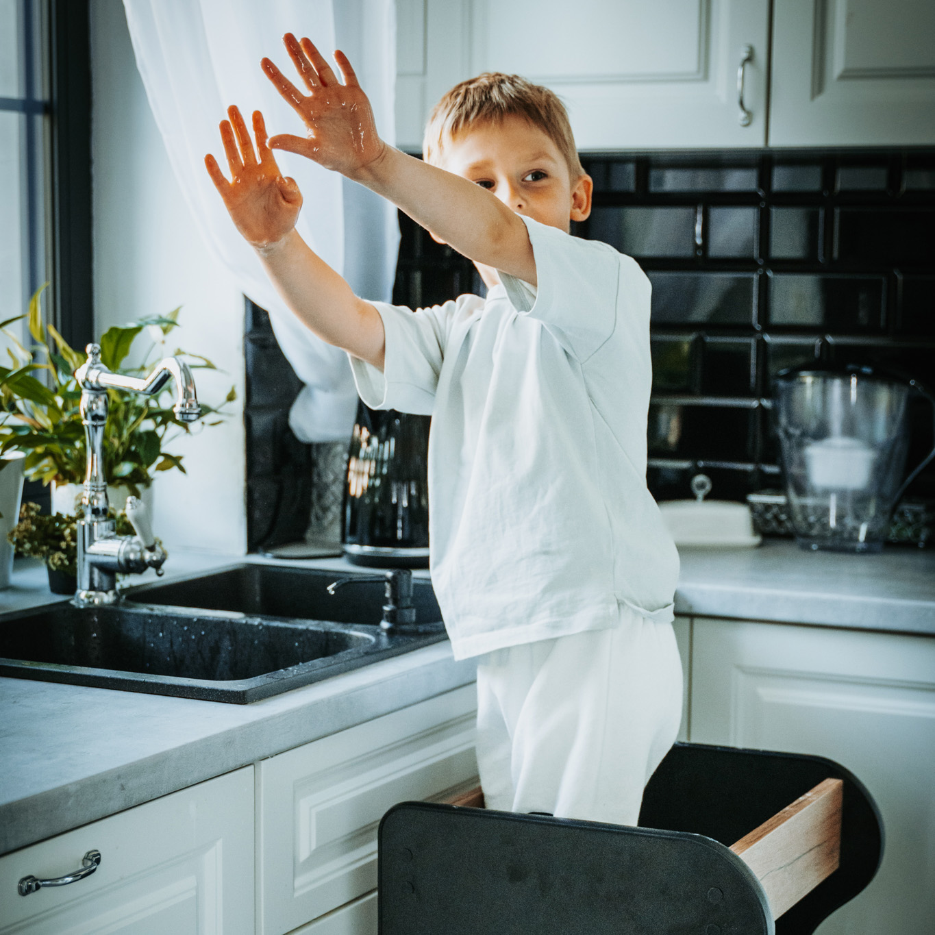 Stelper Czarny (7) home slider